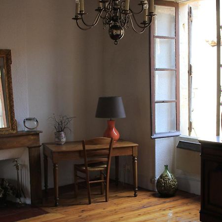 Chambre Cozy Et Salon De 60 M2 Au Coeur De La Cite Cordes-sur-Ciel Exterior foto